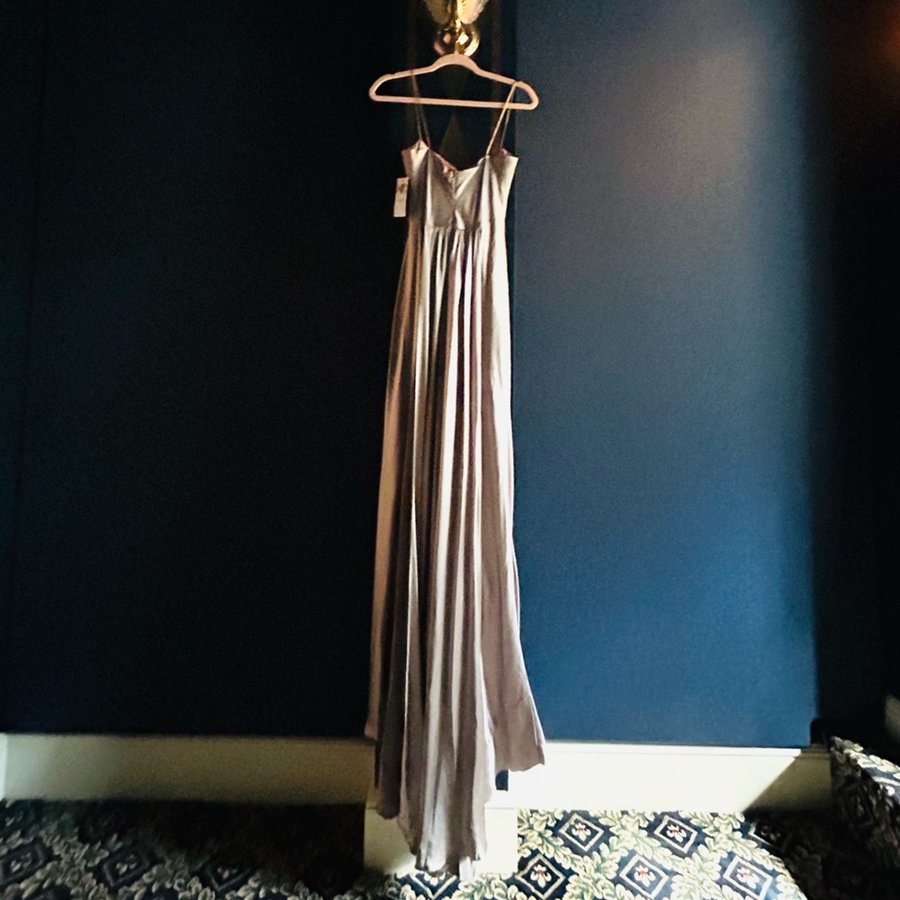 Beautiful silk floor leangth designer gown silver grey